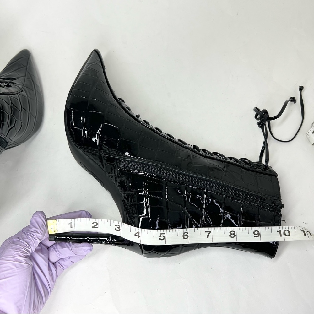 I.N.C. International Concepts Hariet Lace Up Booties Black Croc Patent Size 8.5M - Picture 5 of 14